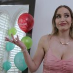 Elegant Angel – Desiree Dulce_6871709ca99a6.jpeg