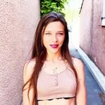 jacquieetmicheltv – Lolita, 25 years old, craves hard discovery!_6872fb43e6591.jpeg