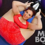 [MilfBody] Kelly Caprice Kellys New Routine_68726616aa723.jpeg